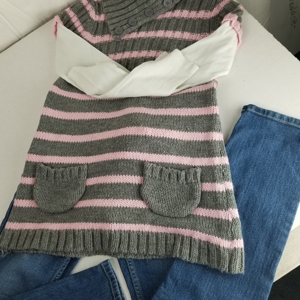 5/$15  Pink and Gray  Large sweater